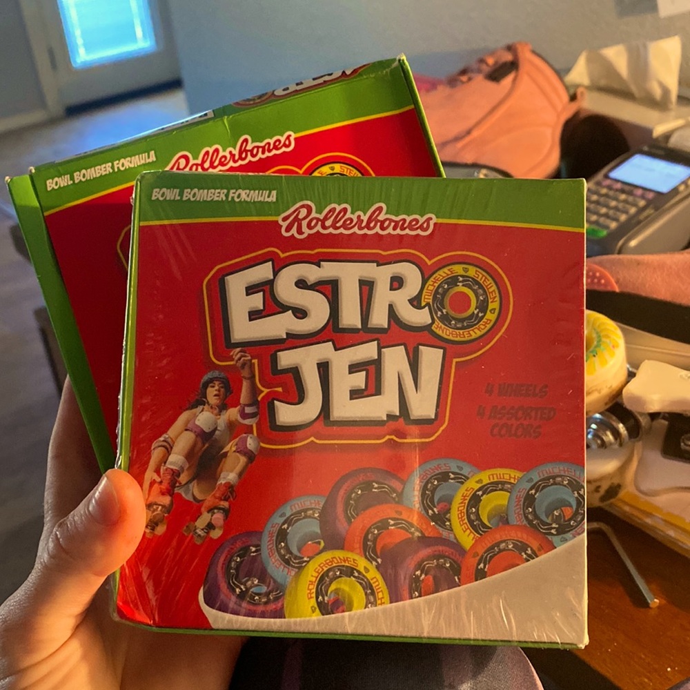 Estro Jen Rollerskate 62 mm wheels 101 hardness